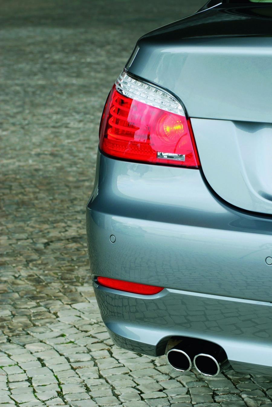  BMW 5-Series 2007 года  (фото 26 из 93)
